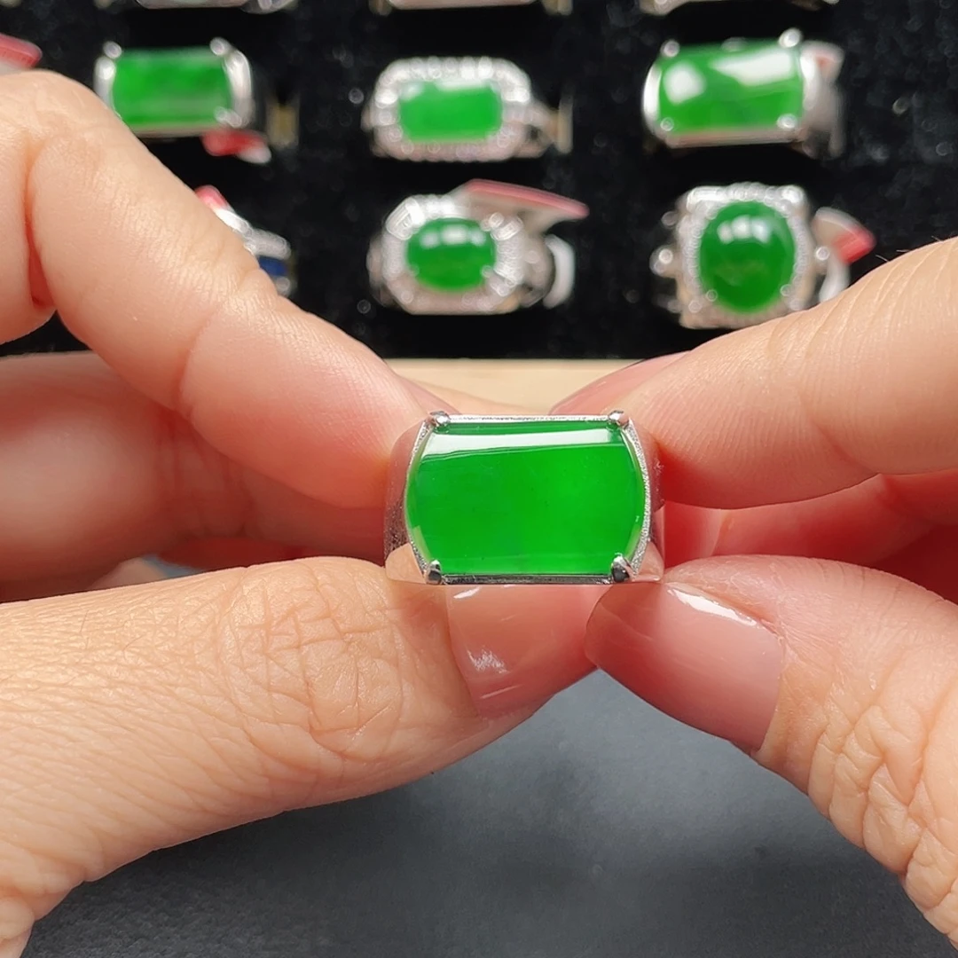 翡翠银S925镶嵌戒指没运费险编号4036