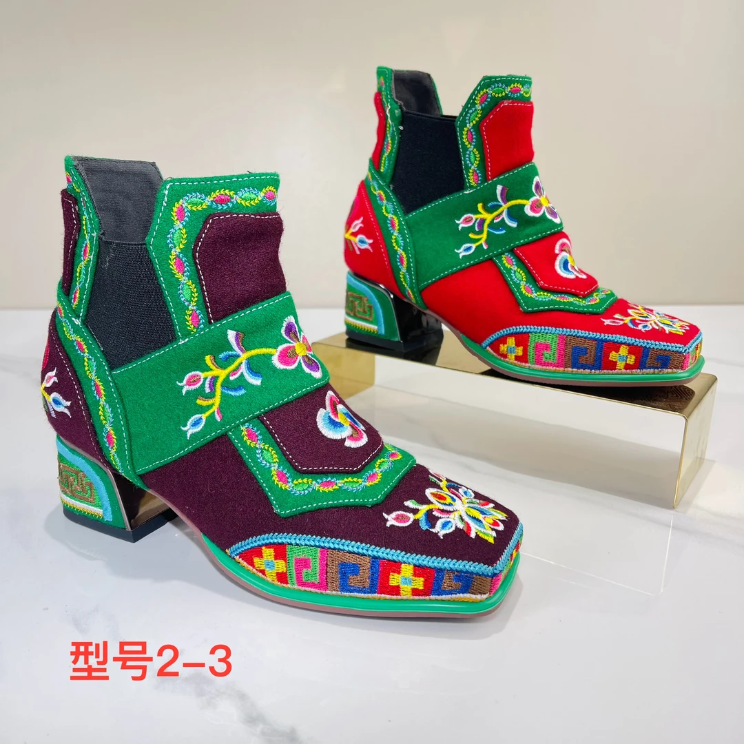 2-3藏式松巴拉姆靴粗跟民族风绣花鞋搭配藏装青海西藏甘孜包邮