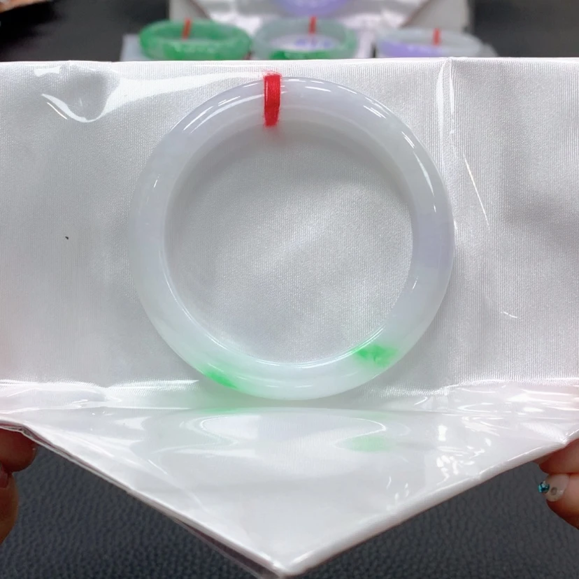 【闪购商品】翡翠手镯未镶嵌翡翠