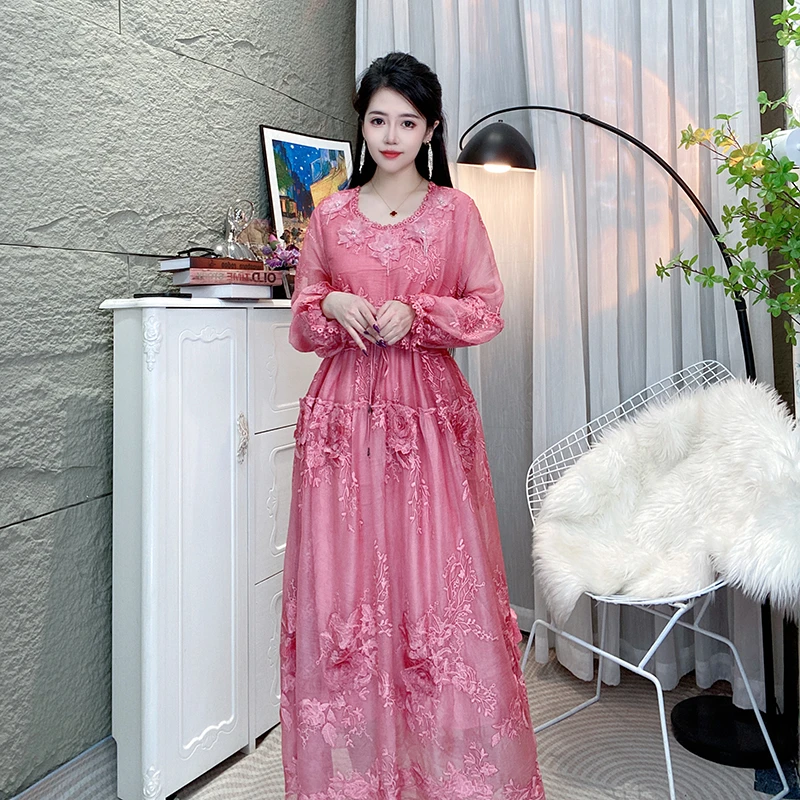 Bikamo/比卡陌早春新款长袖立体花刺绣连衣裙A字裙L8180粉色