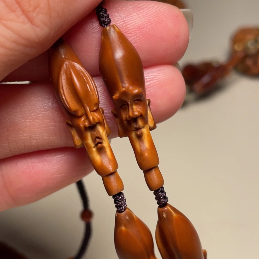 小***丑橄榄色也好看诶嘿嘿喜欢这样