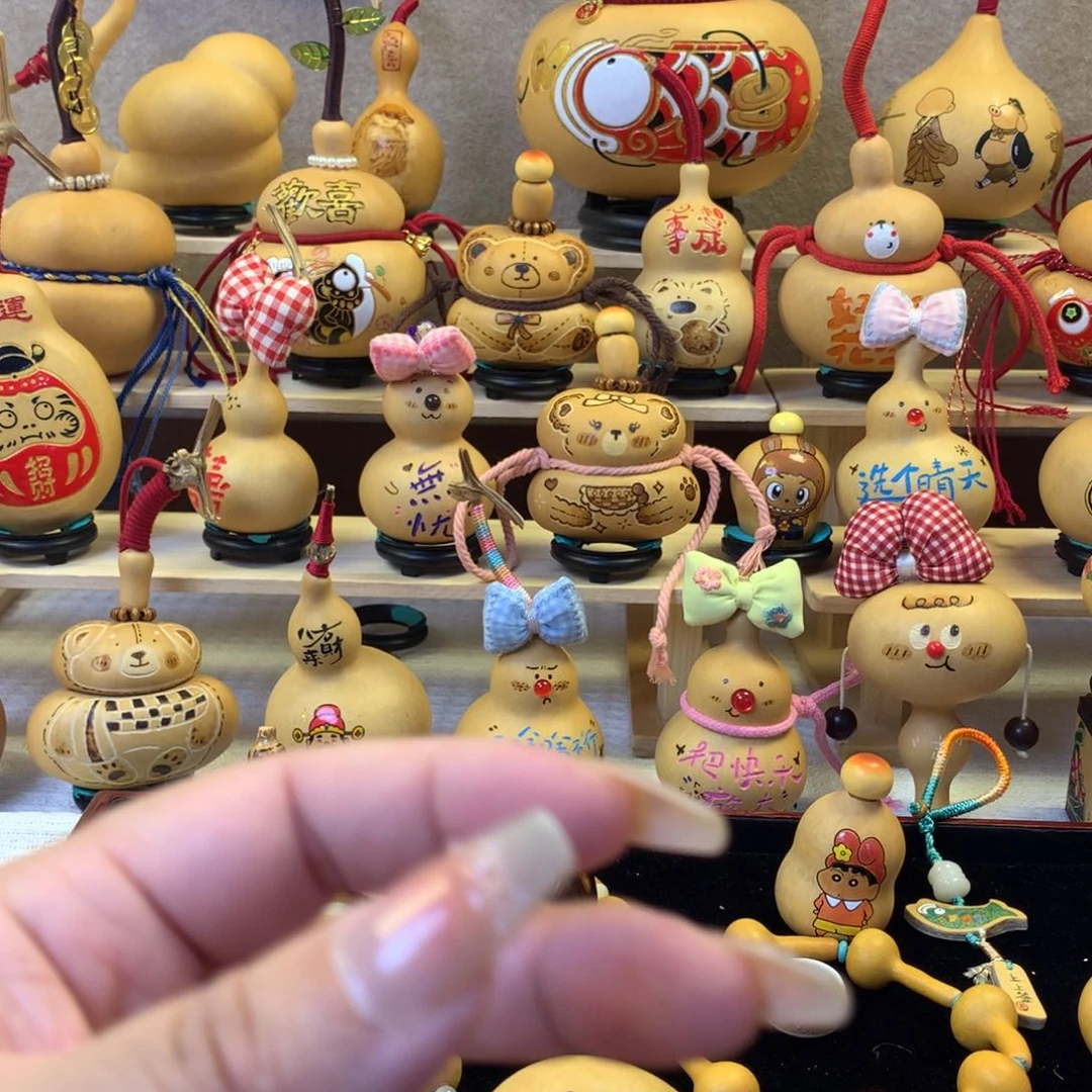 【闪购商品】十****~是一个不知名作家与艺术创作