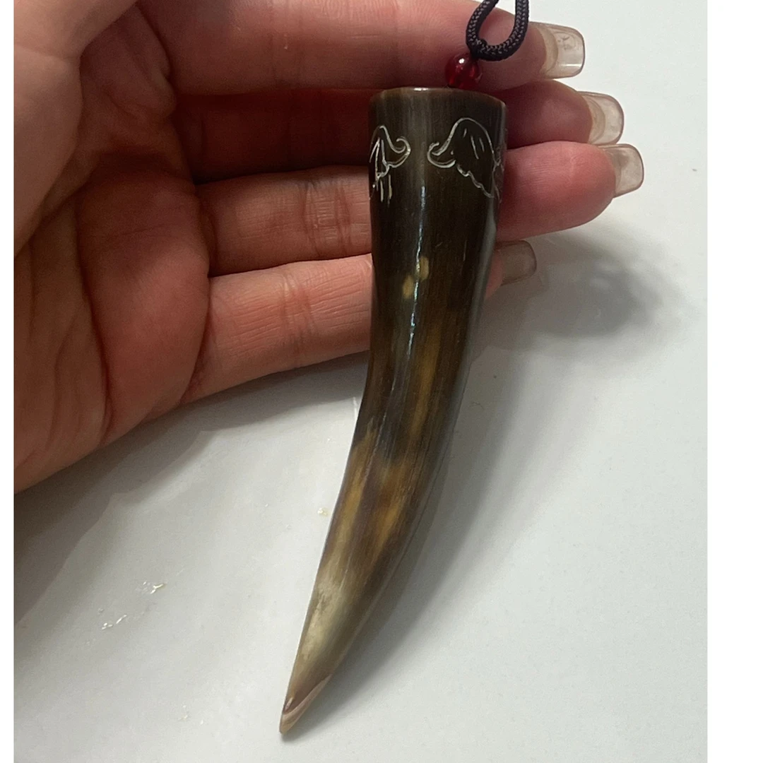 非金属珐琅吊坠 黑色   吊坠 牙