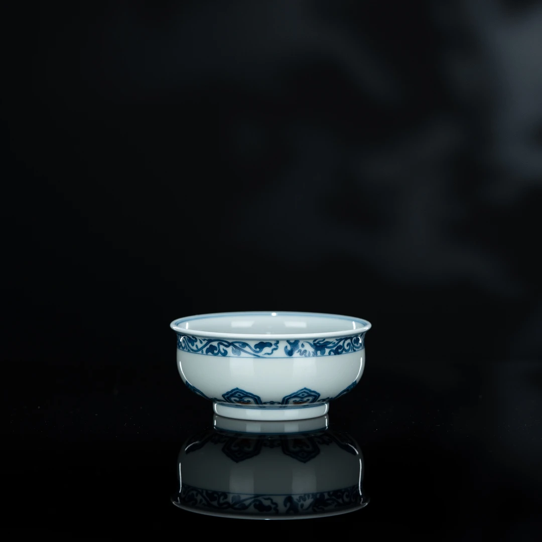 屹朴 青花釉里红腰缠万贯炉式杯 125cc 景德镇瓷器