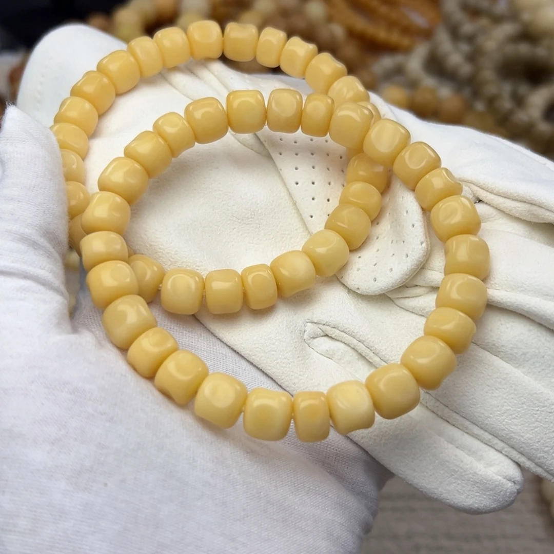 吊坠菩提根/象牙果11干磨树王驼骨深一点奶黄顺色单圈