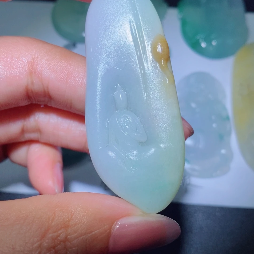 定制翡翠未镶嵌吊坠