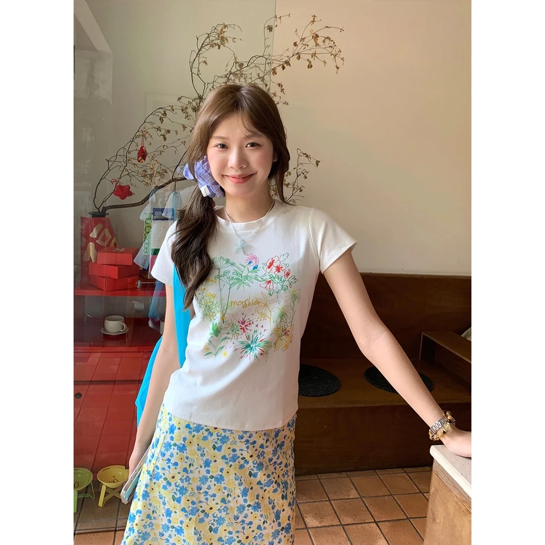 夏季新款女装白色圆领T恤女休闲百搭修身显瘦正肩短袖印花上衣潮