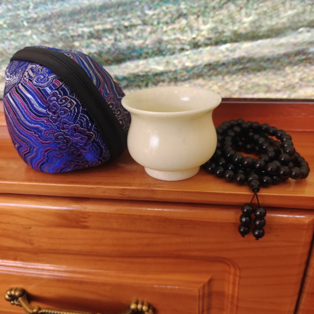 西藏仁布玉甜茶碗