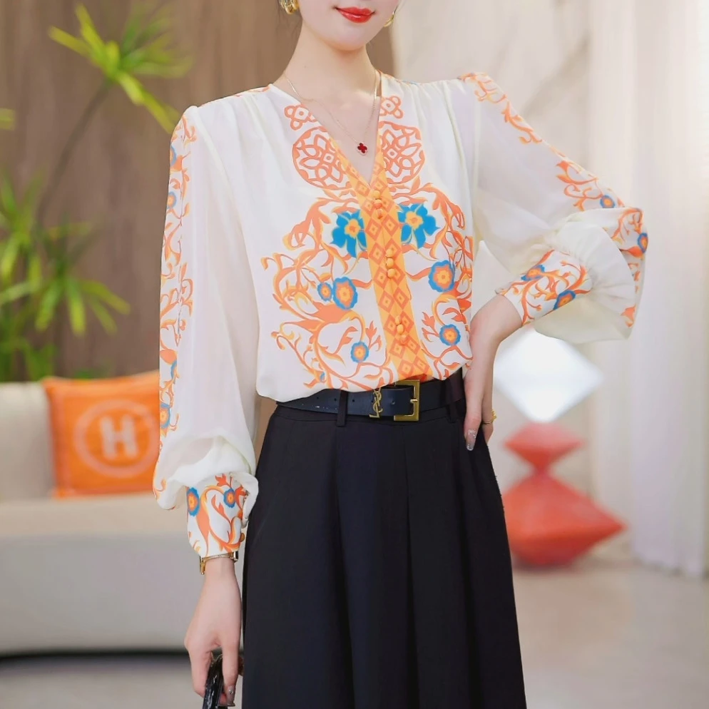 【艳阳花开】时尚气质V领百搭2025长袖宽松T恤新款减龄衬衫上衣