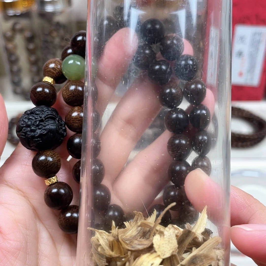 沉香沉香碎屑+越南芽庄白奇楠留疤料1.0