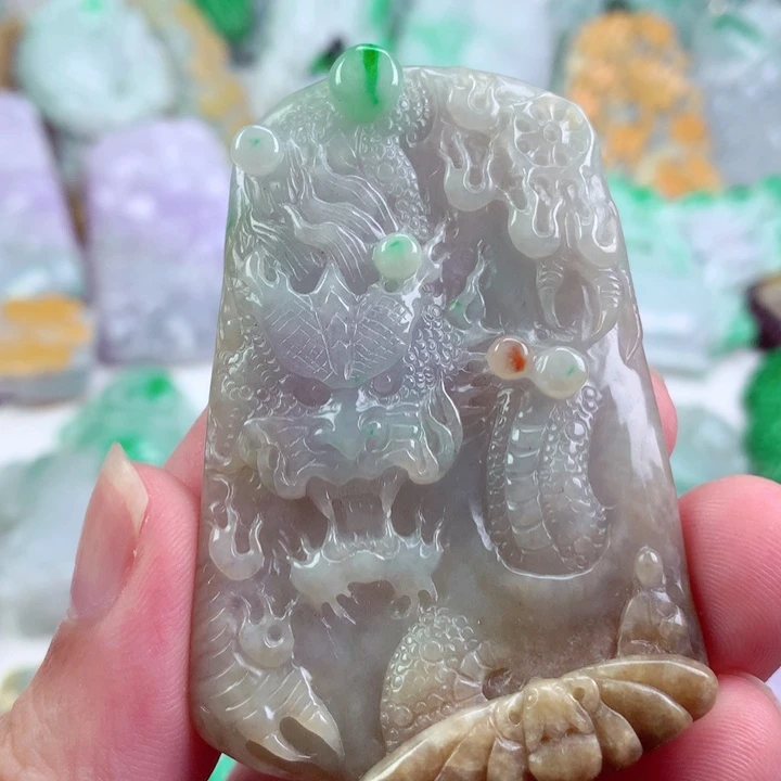 吊坠(不含链)未镶嵌翡翠