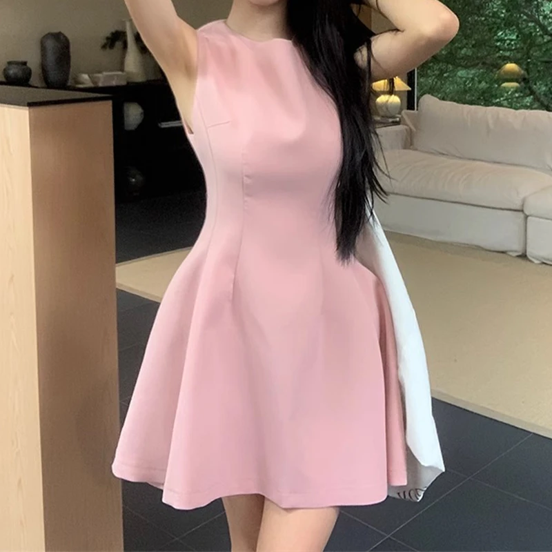 法式赫本风无袖背心连衣裙女2025夏季新款时尚气质收腰显瘦A字裙