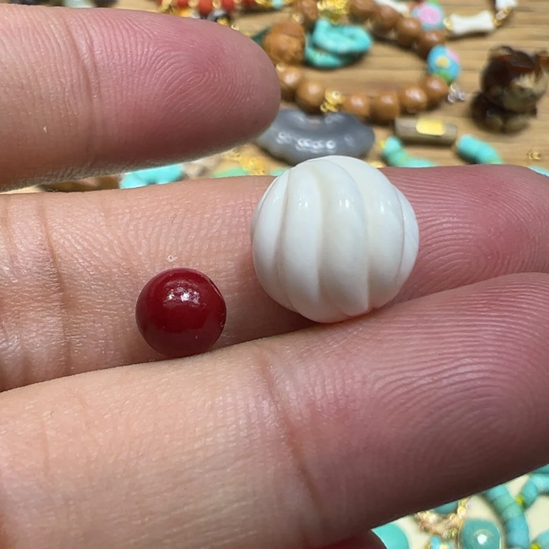 南红玛瑙未镶嵌颈饰