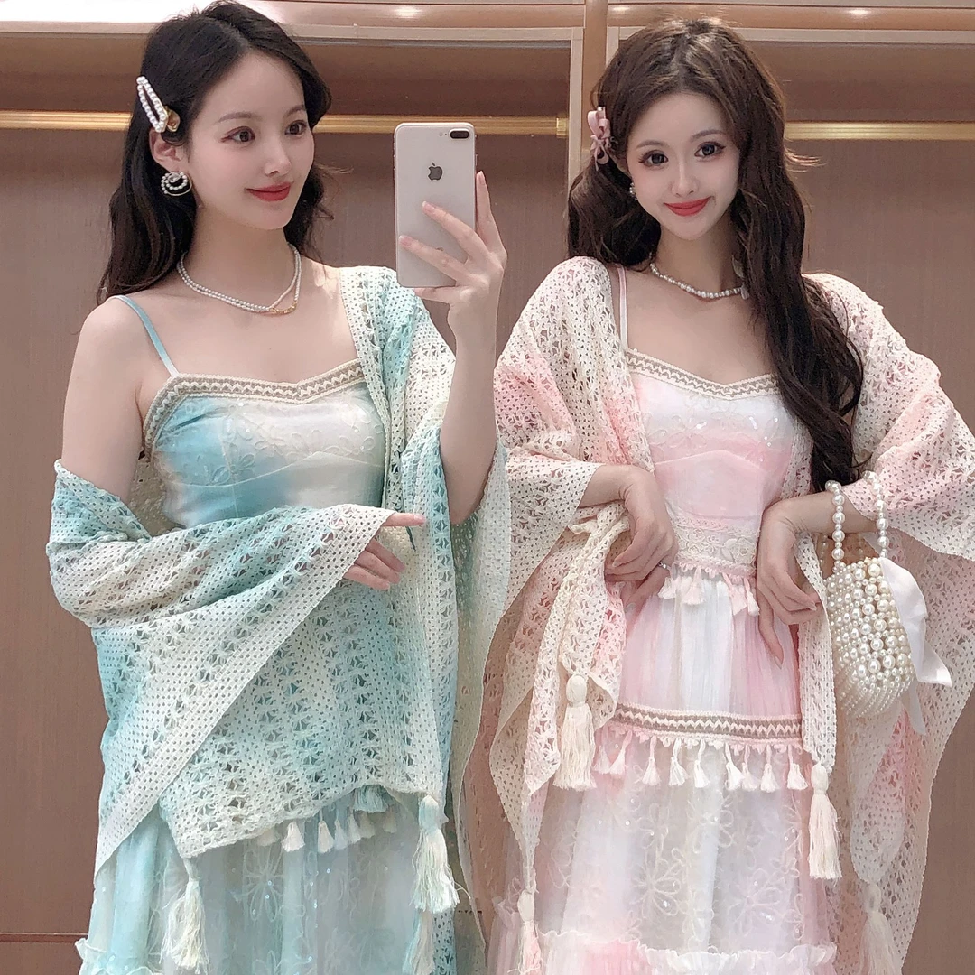 艾日秀春夏出游洋气流苏扎染吊带上衣高腰A字半身裙两件套装F0284