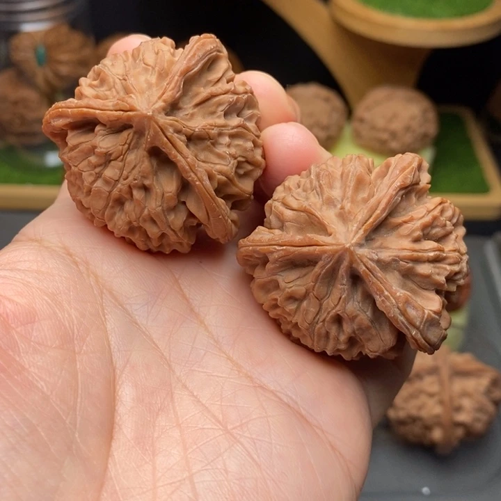 把件文玩核桃张*锋三棱43