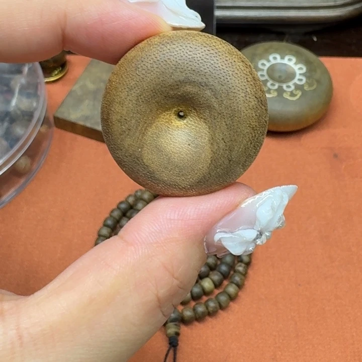 大叶紫檀（黑酸枝木类）