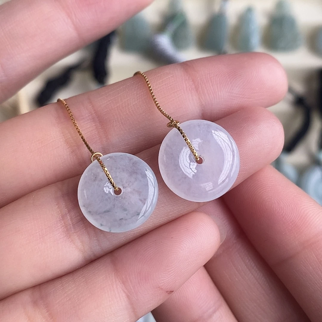 翡翠颈饰未镶嵌翡翠首饰