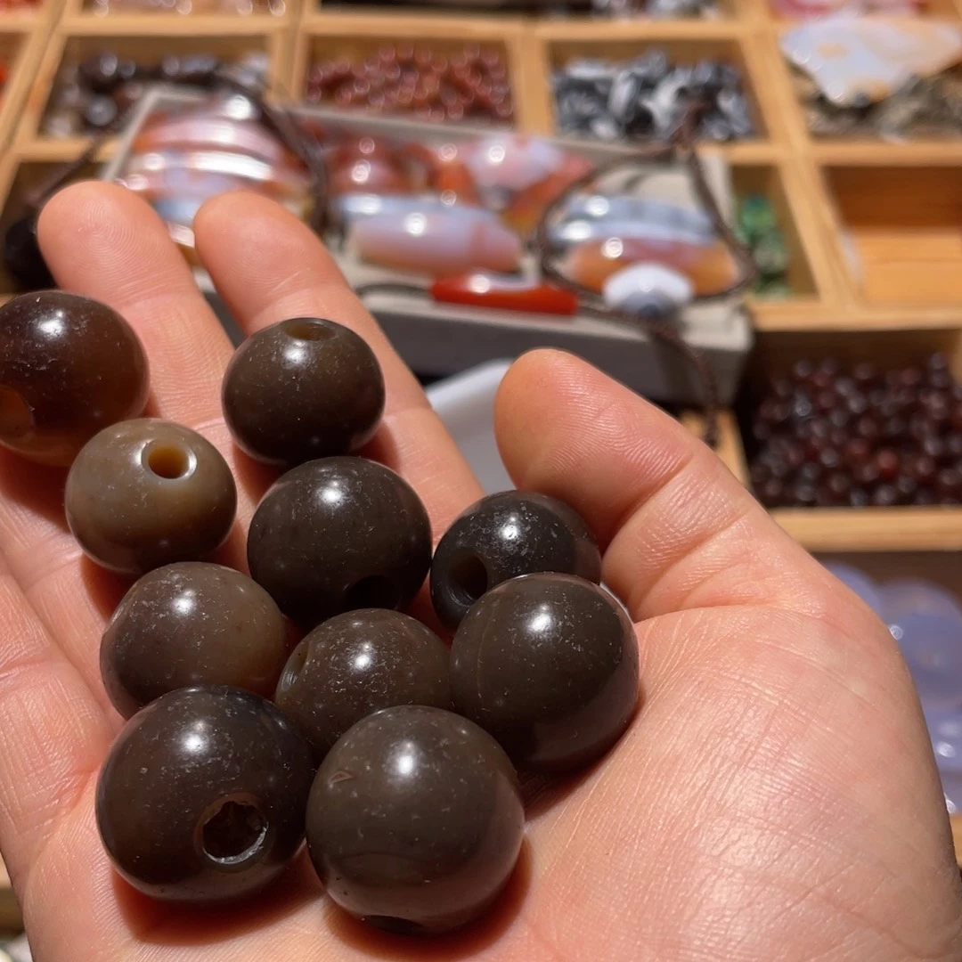 玛瑙/玉髓未镶嵌珠宝半成品