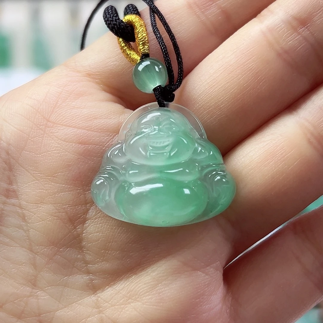 石英质玉未镶嵌颈饰