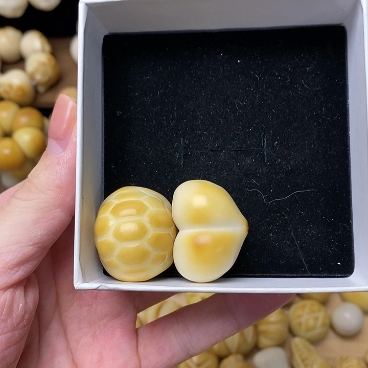 单***调吊坠菩提根/象牙果