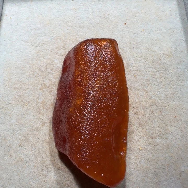 未镶嵌定制琥珀专属定制