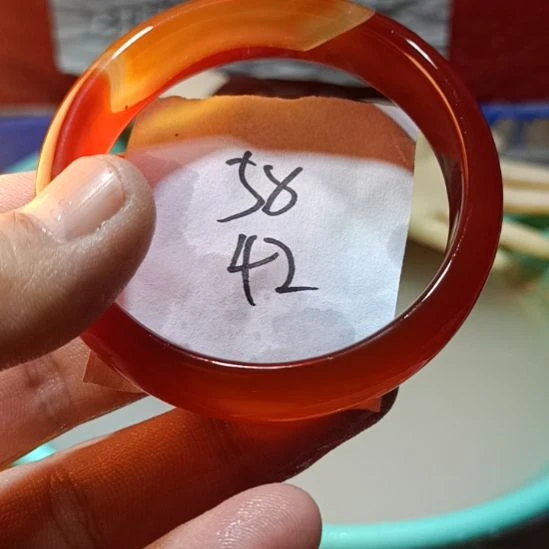 玛瑙/玉髓手镯未镶嵌