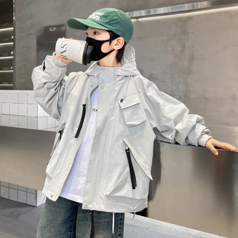 儿童装男童春秋款外套2025新款春季酷帅男孩冲锋衣春装中大童风衣