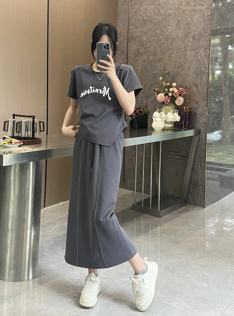 【133/134/135】韩系小众设计明线字母高腰显瘦裙子套装