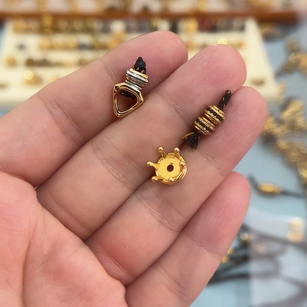 阿***s配饰一套啊啊啊啊啊啊啊啊