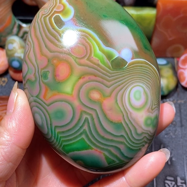 石英质玉颈饰未镶嵌随*