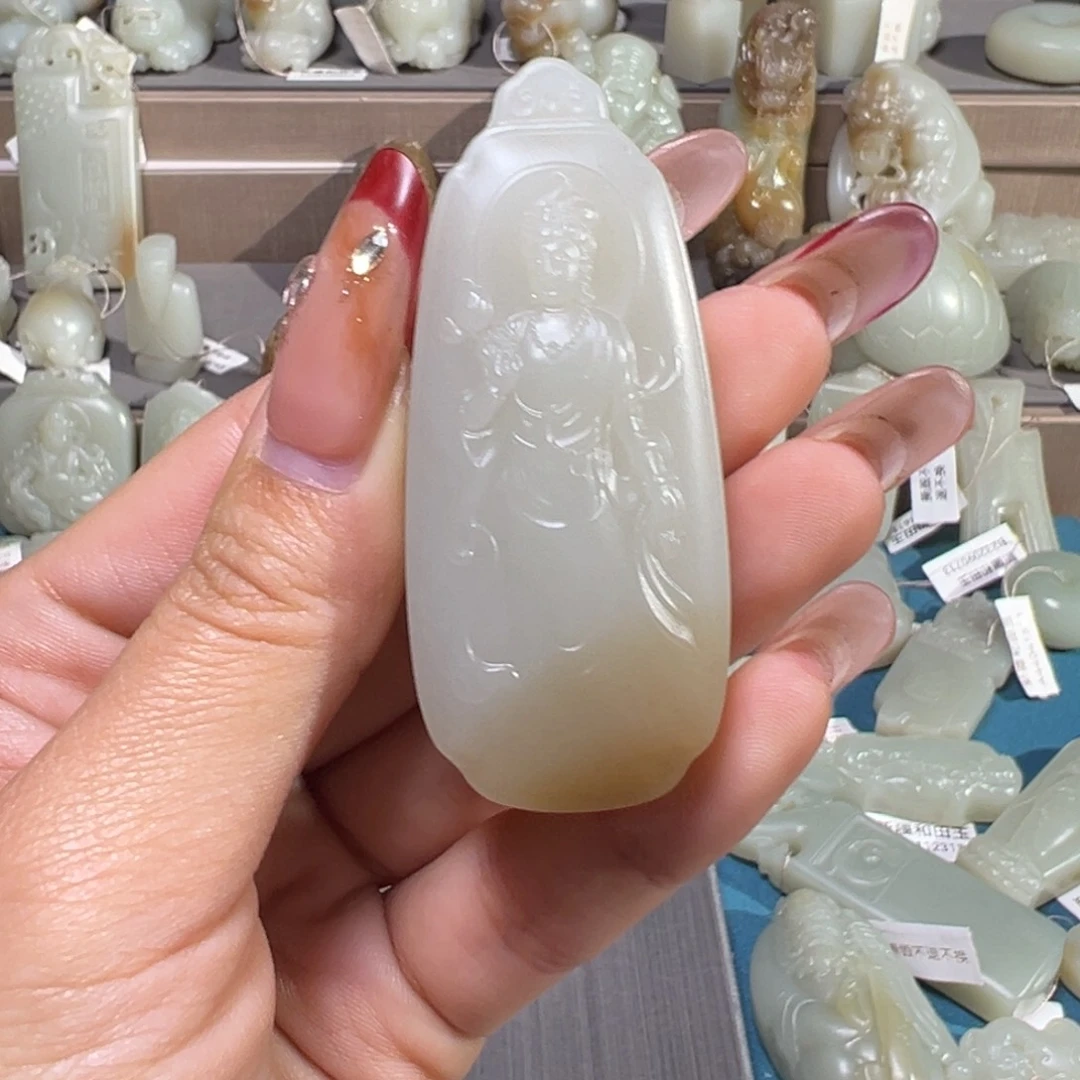 和田玉（糖玉）未镶嵌颈饰