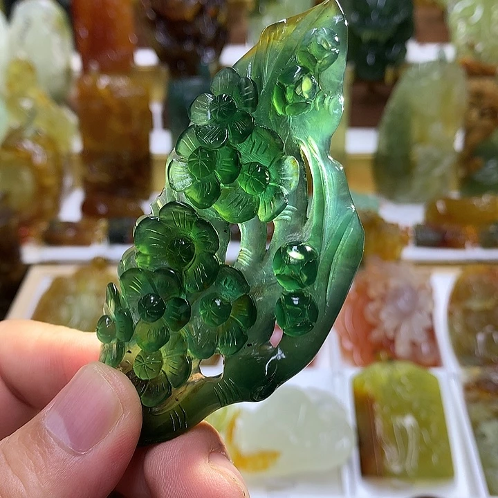 蛇纹石玉未镶嵌珠宝半成品