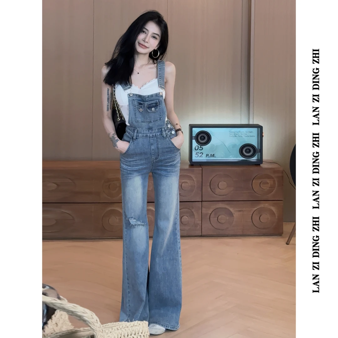 「休闲时刻」复古高腰破洞小众时尚感休闲微喇显瘦牛仔背带裤