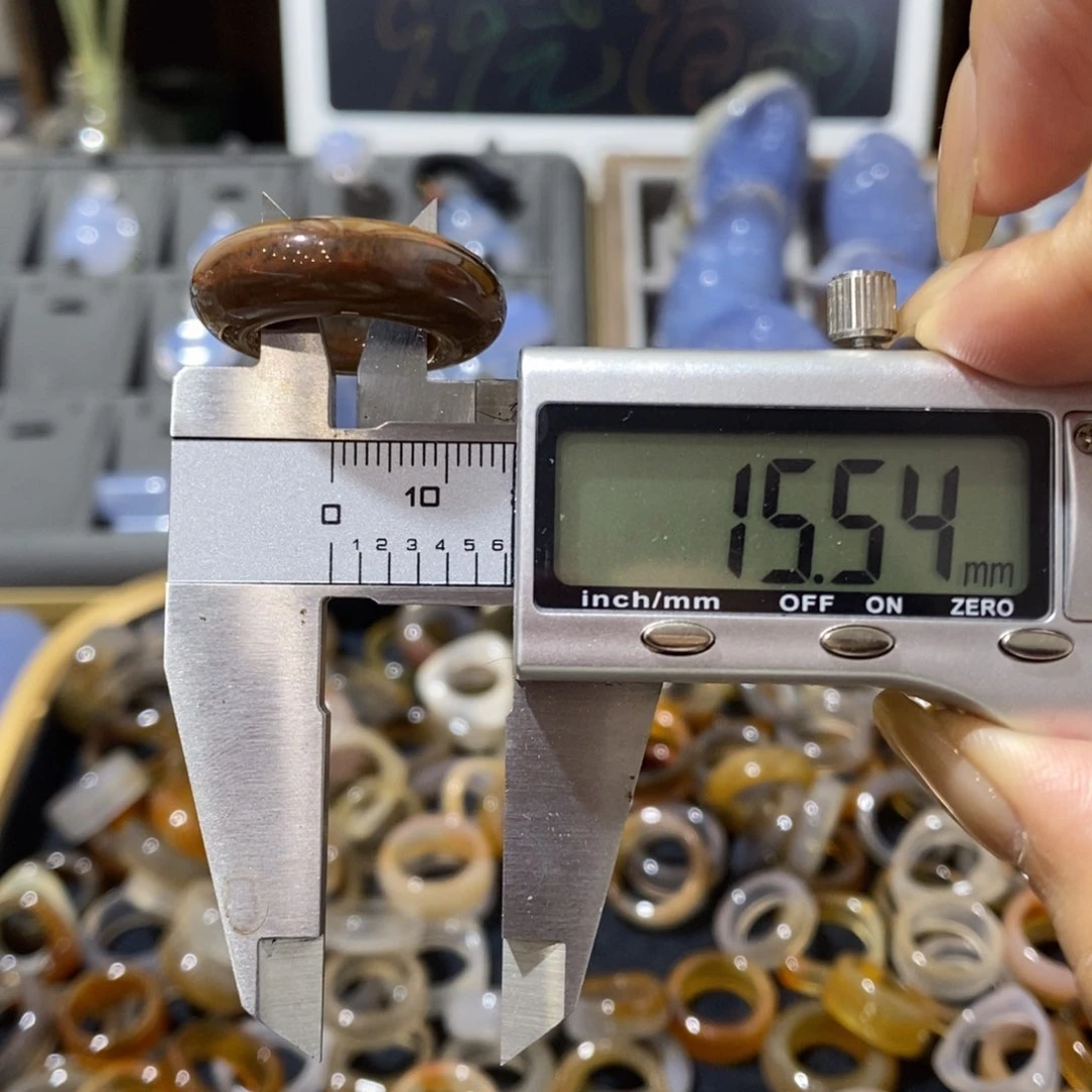 未镶嵌玛瑙/玉髓珠宝奇石