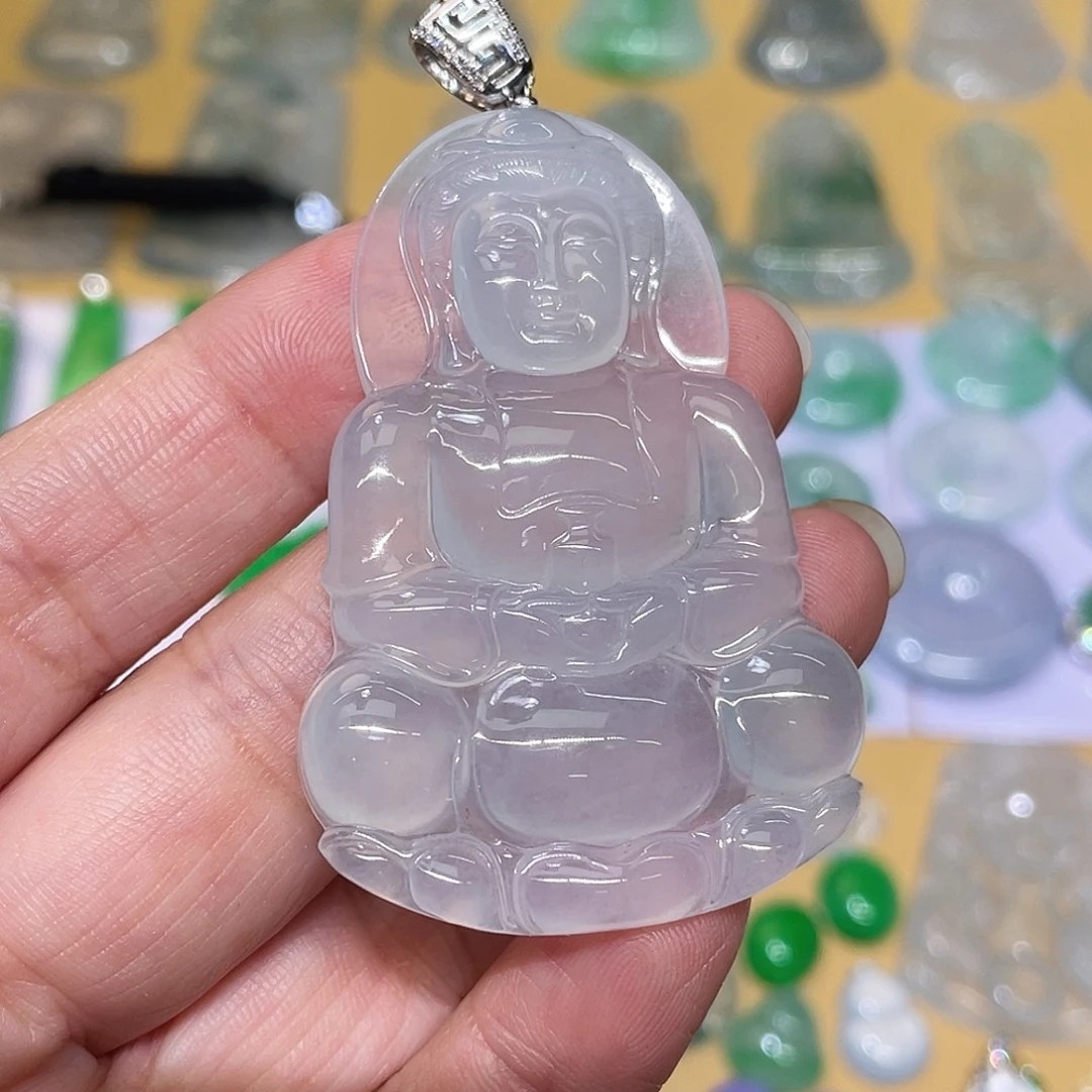 翡翠18K金镶嵌颈饰观音