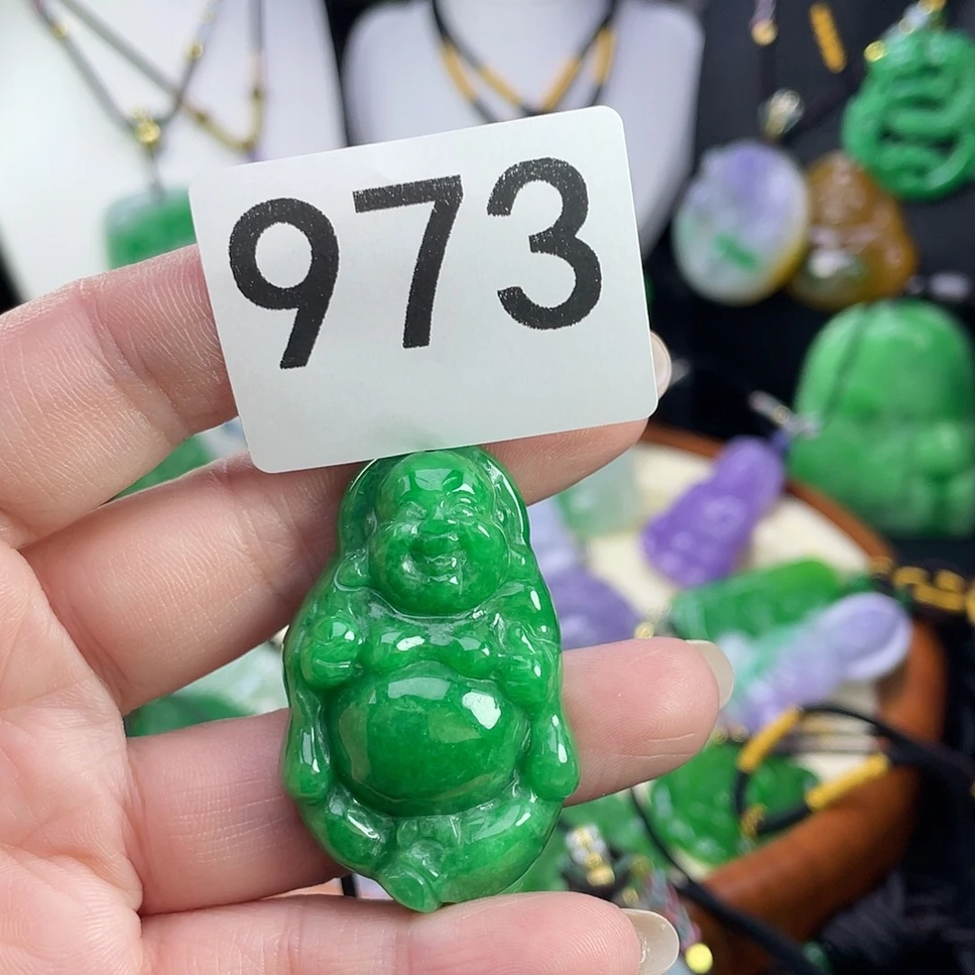 翡翠未镶嵌吊坠(赠链)