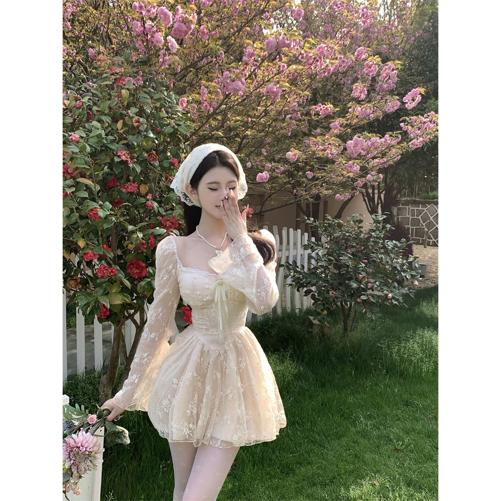 实价实拍 方领长袖蕾丝高腰显瘦A字连衣裙配花朵