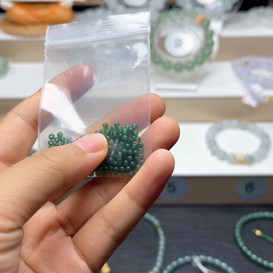 未镶嵌手串翡翠65颗