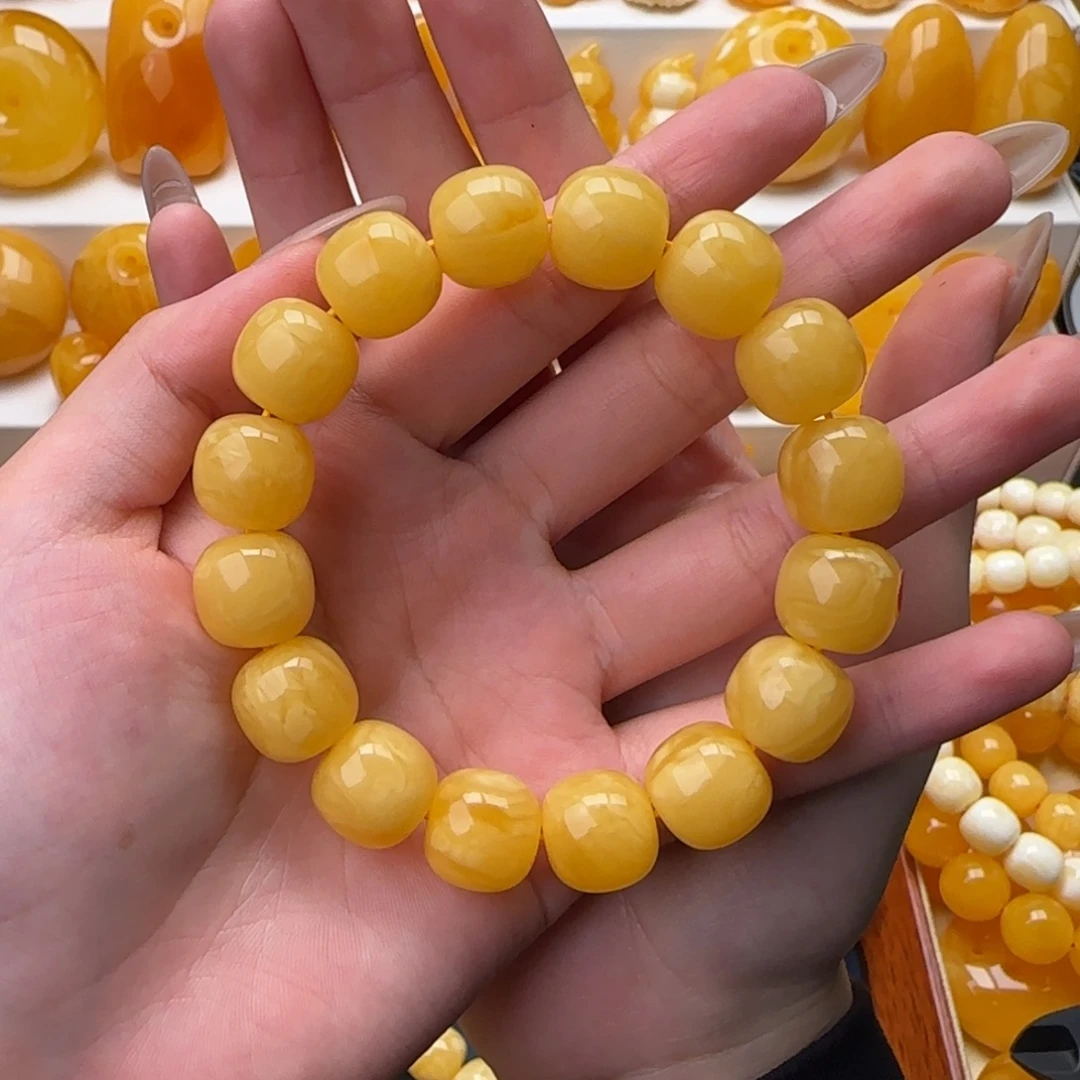 琥珀未镶嵌颈饰同料老型