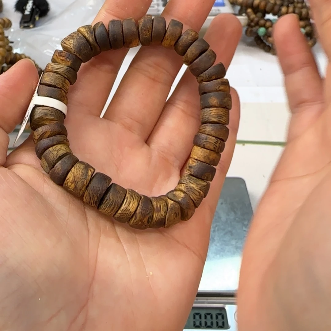 手串沉香绿棋乌身虫漏10克