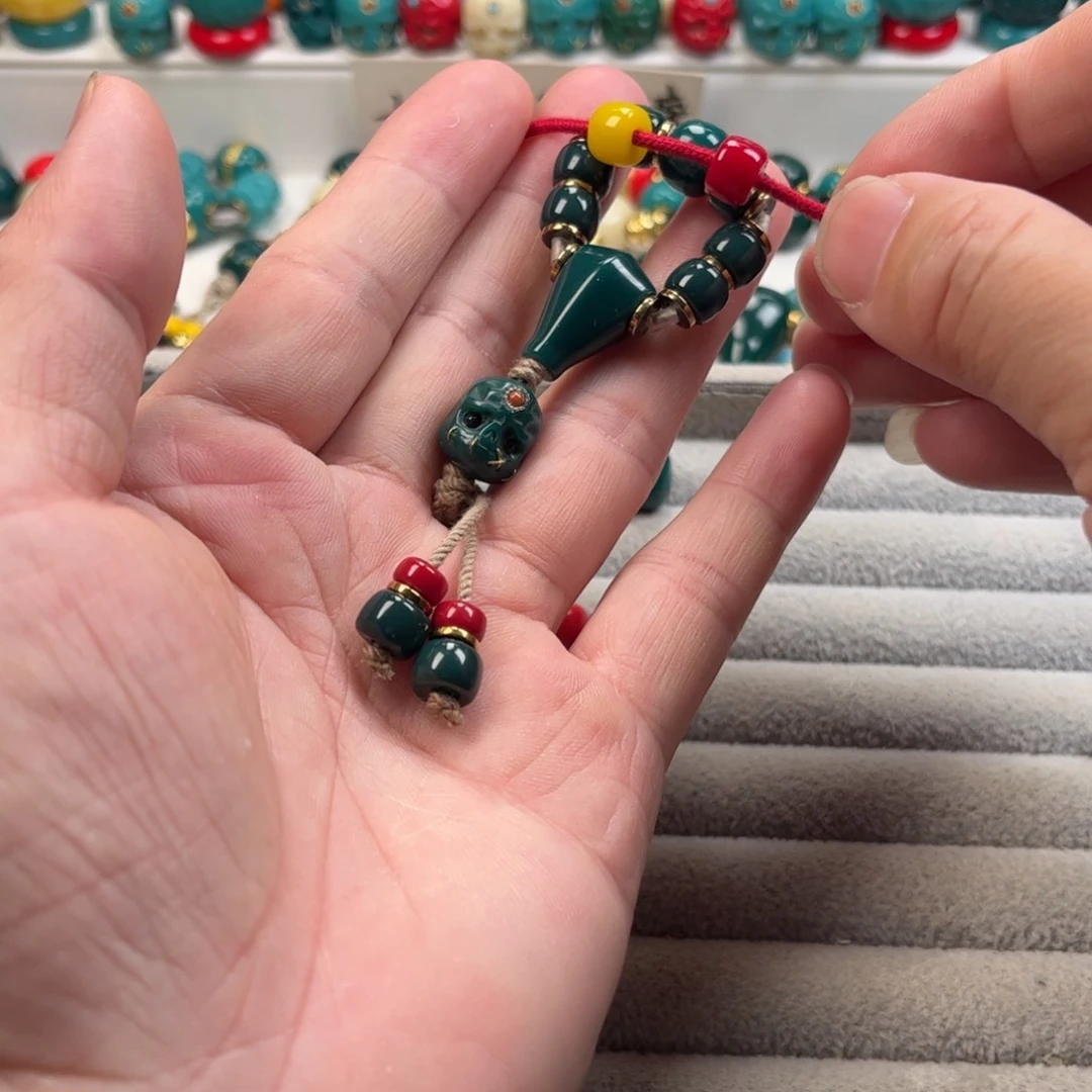 娟****琉璃颈饰一琉璃配饰