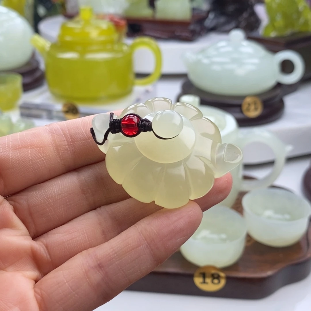 岫玉未镶嵌四大名玉手把壶