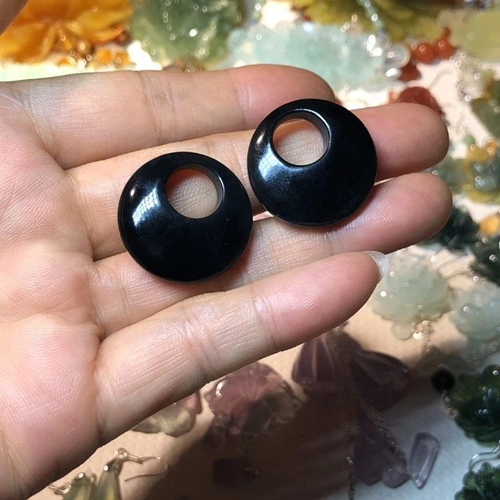 蛇纹石玉未镶嵌耳环^****^