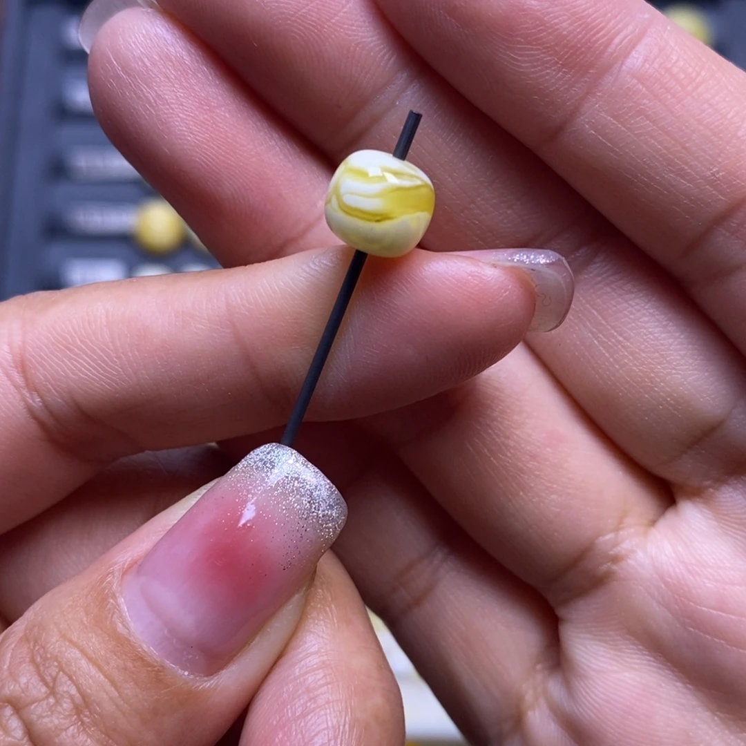 蜜蜡未镶嵌珠宝奇石瓷白橘金妖花老型8.6*7.8mm