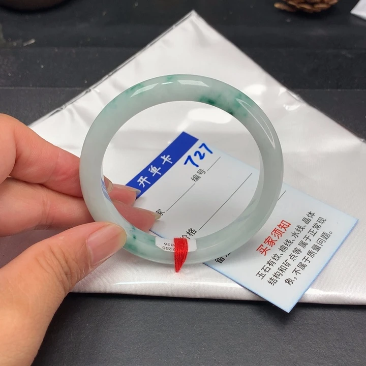 以实物为准拍哪个发哪个727