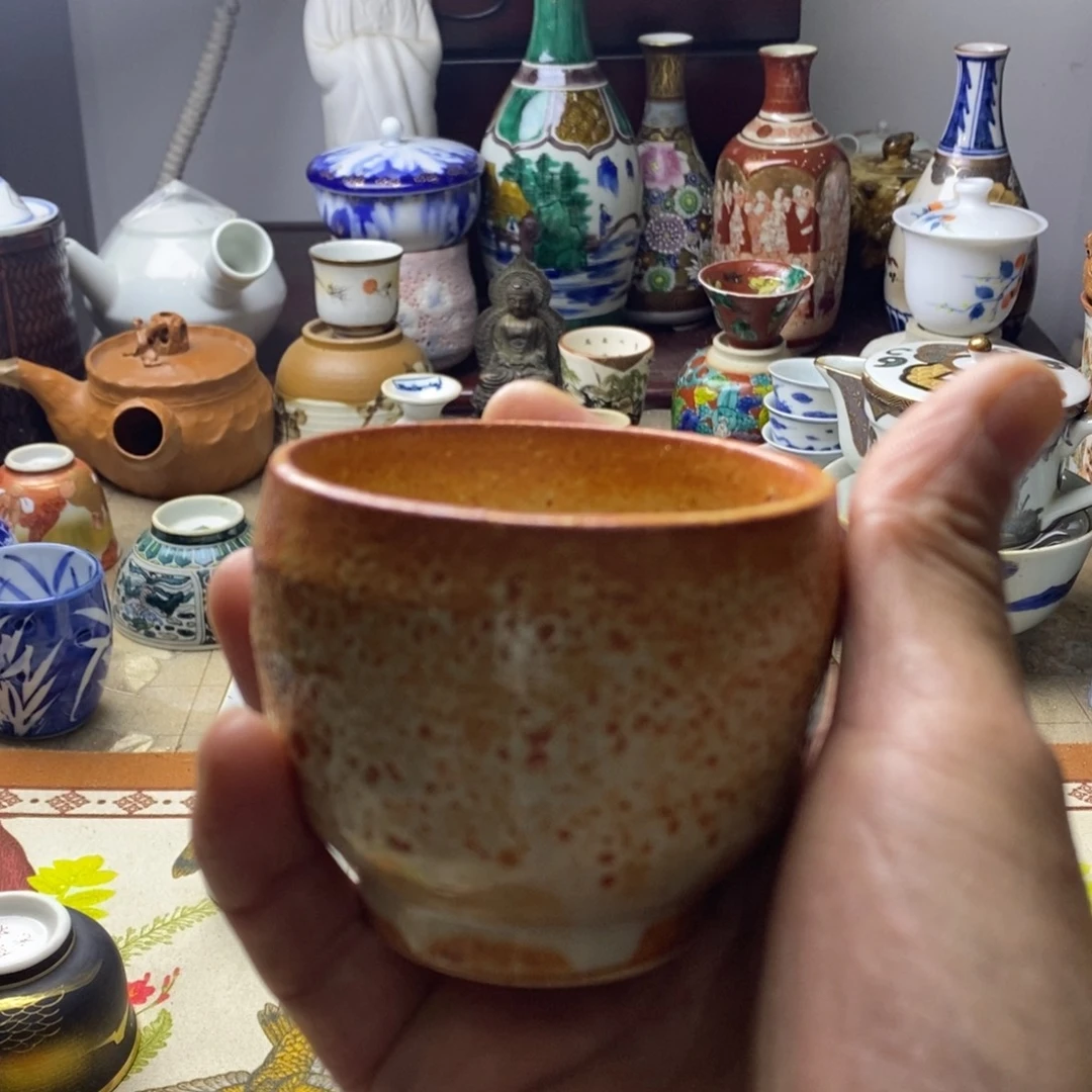 瓷片一天只喝一点奶茶一