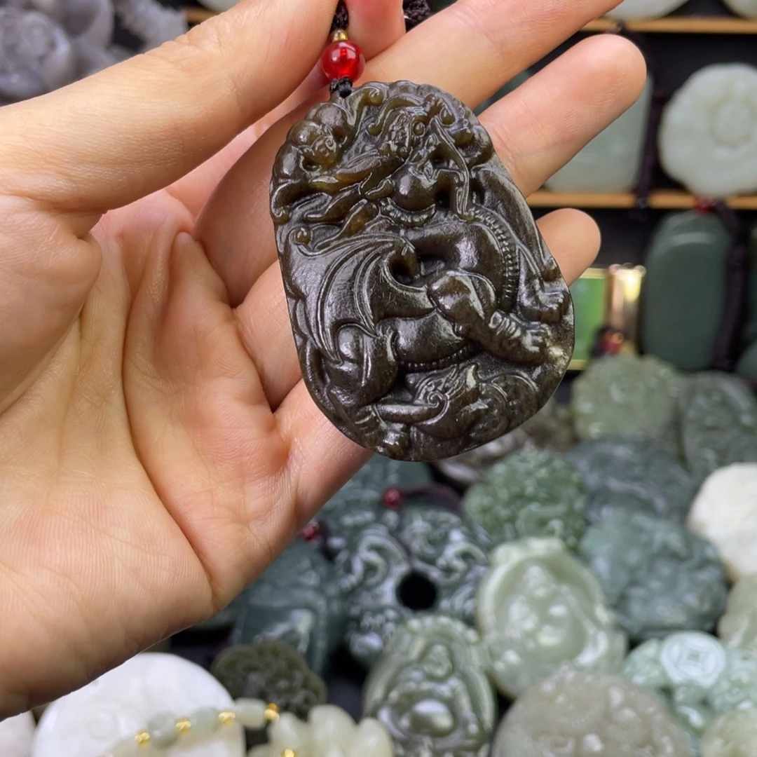 和田玉未镶嵌颈饰