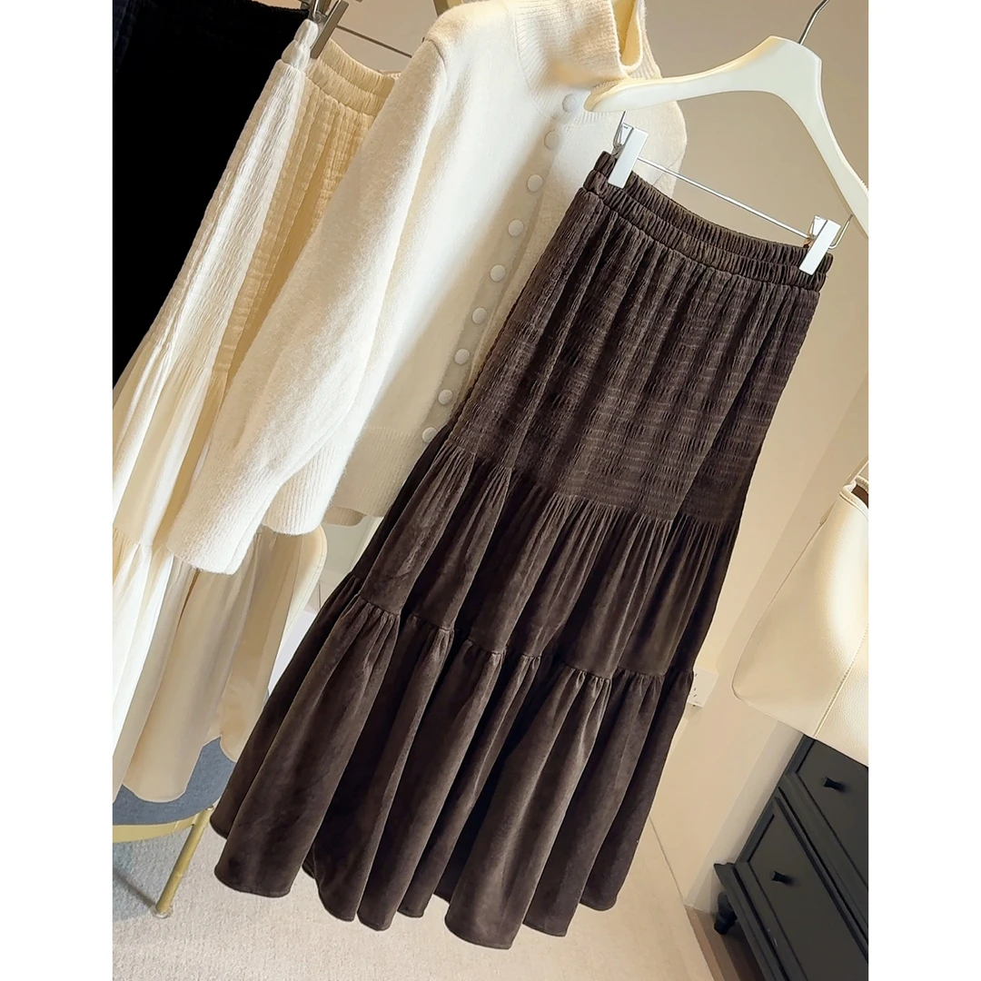 金丝绒百褶半身裙女冬2025新款高腰显瘦松紧腰垂感中长a字蛋糕裙