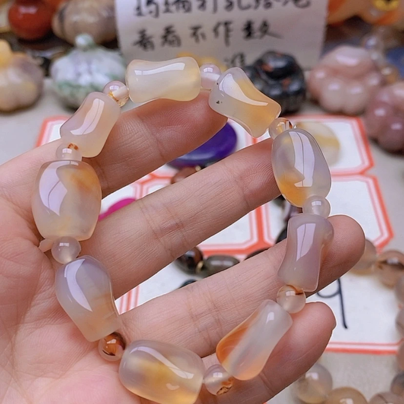【闪购商品】未镶嵌玛瑙/玉髓珠宝半成品小****?