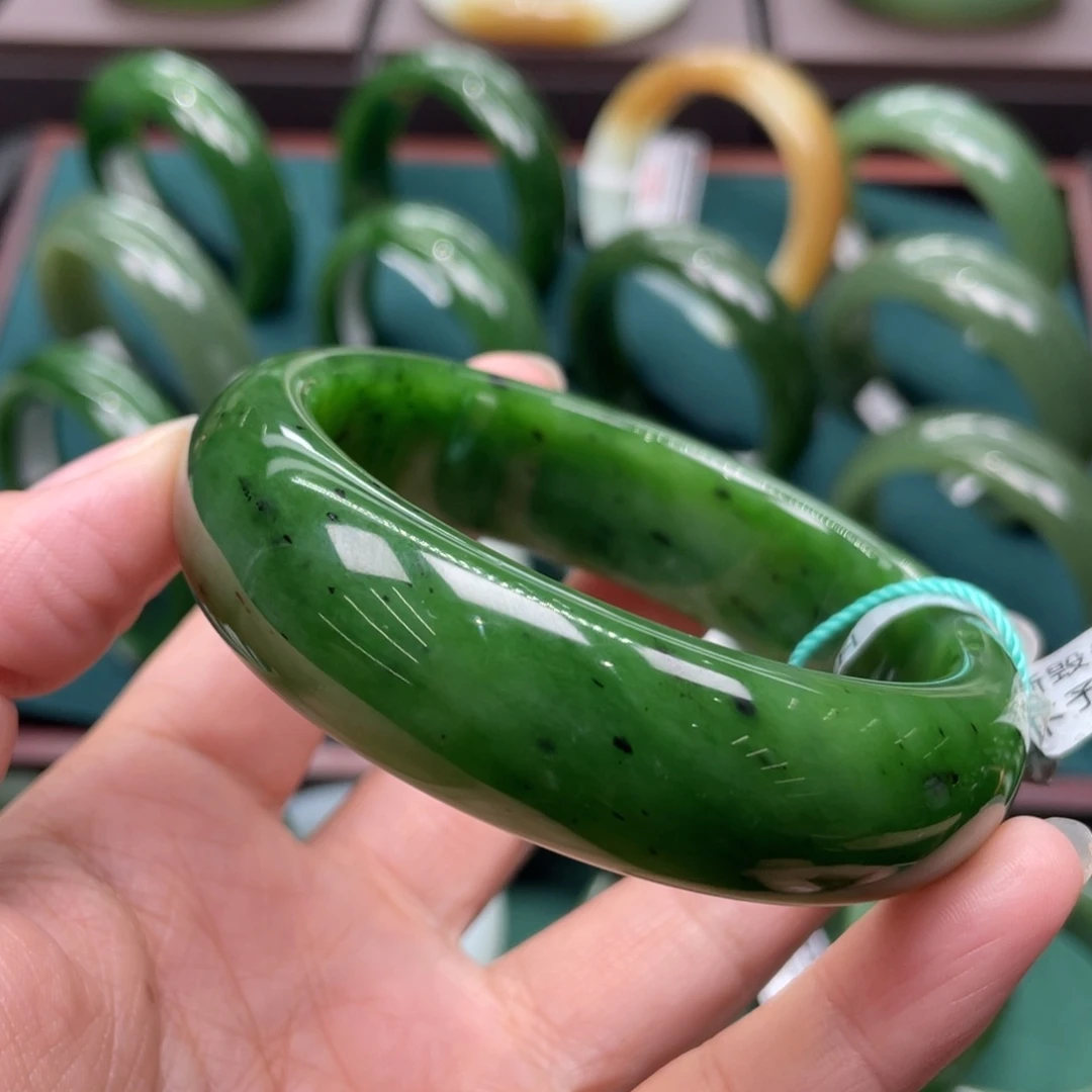 和田玉（碧玉）未镶嵌手镯6061